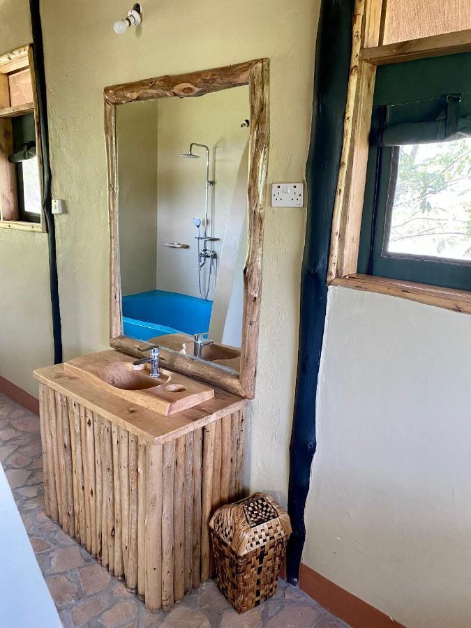 Enshama Game Lodge And Campsite Katunguru 외부 사진