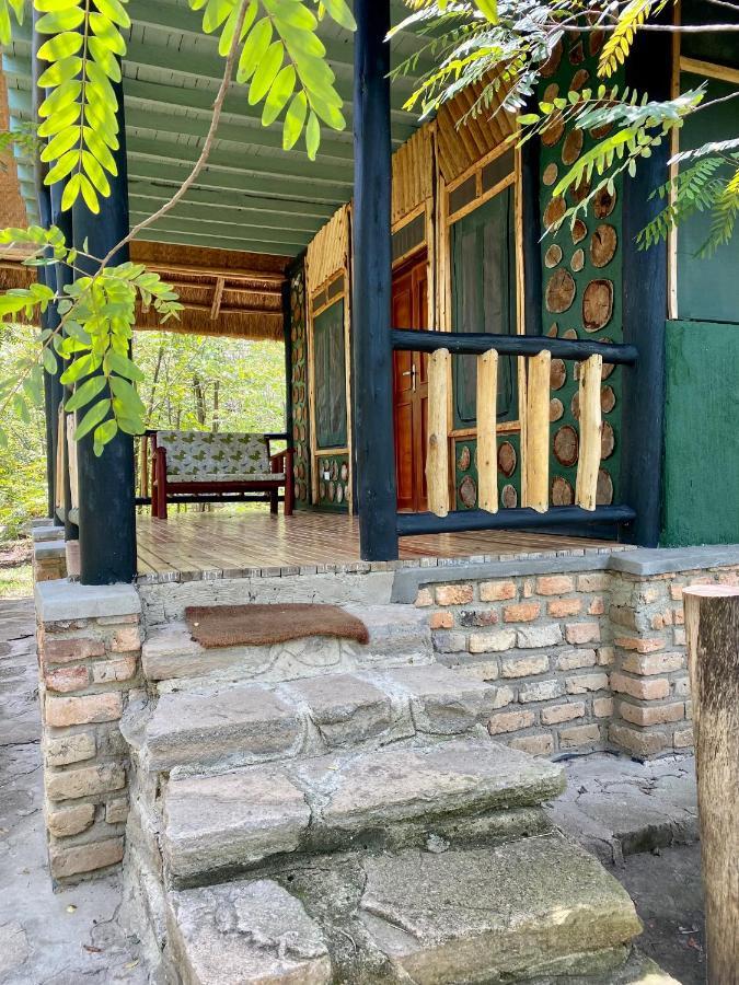 Enshama Game Lodge And Campsite Katunguru 외부 사진